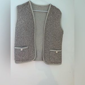 women’s vintage double pocket vest